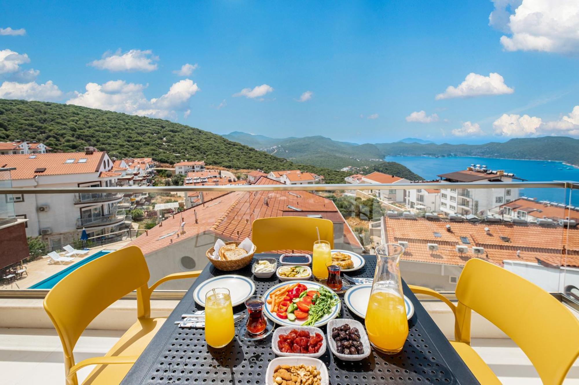 Blue View Suites Каш Екстериор снимка