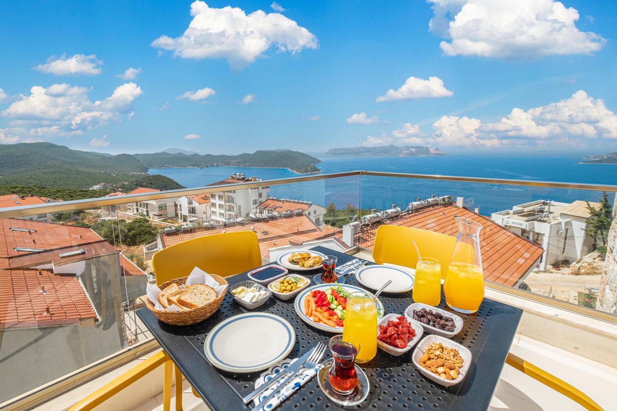 Blue View Suites Каш Екстериор снимка