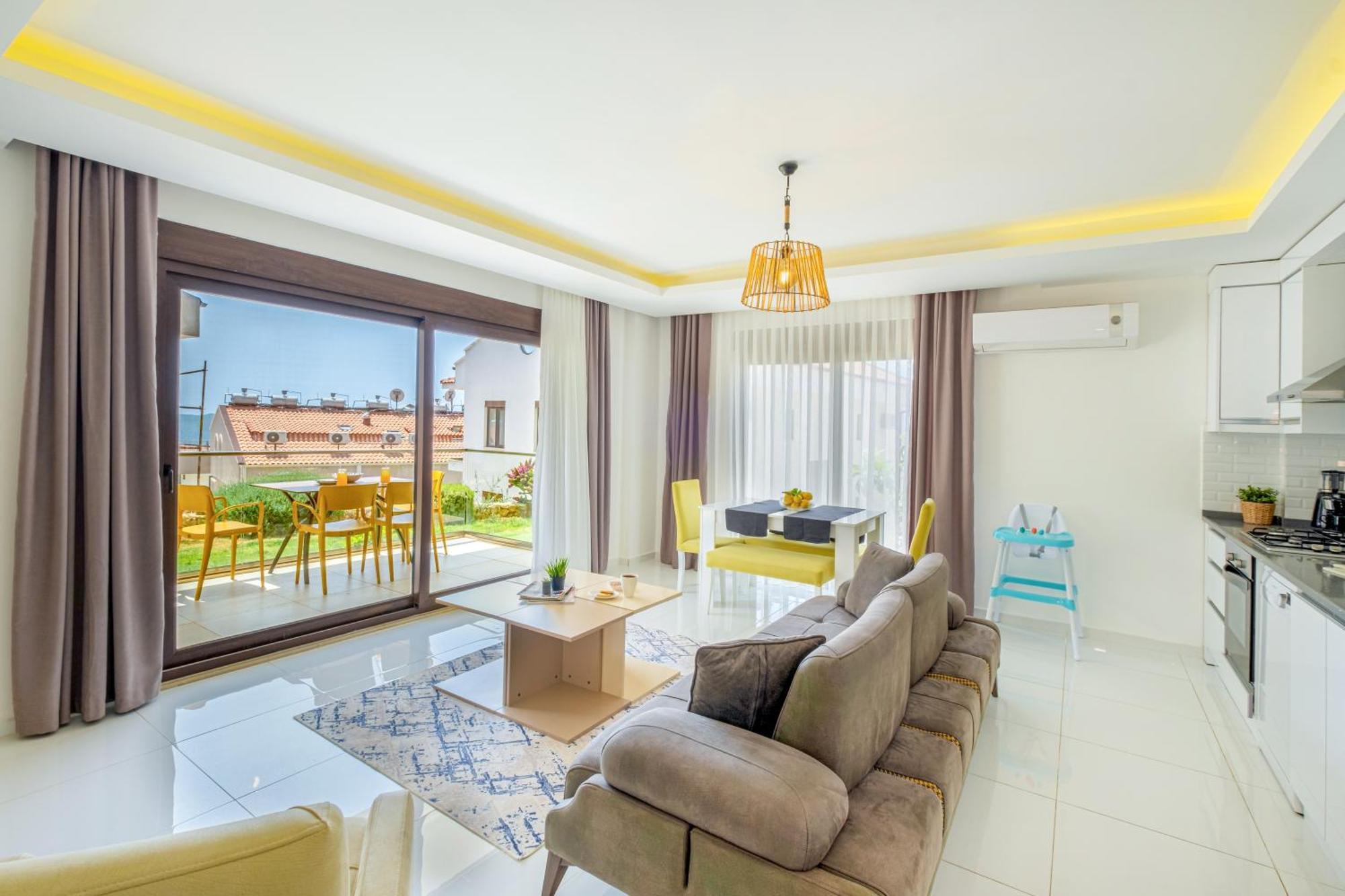 Blue View Suites Каш Екстериор снимка